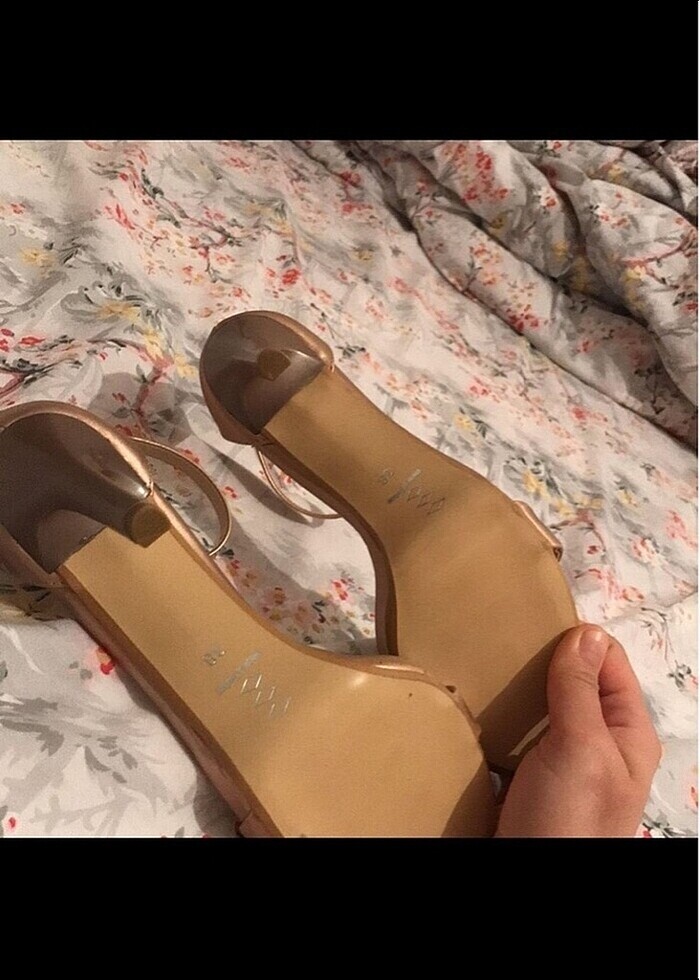 Kadın topuklu ayakkabı - Görsel 4