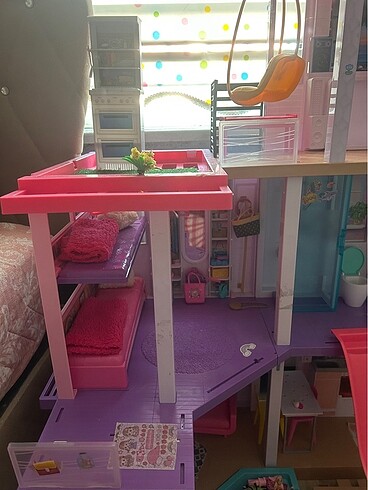 Beden Renk Barbie evi