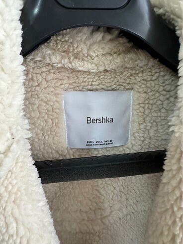 Bershka Yelek