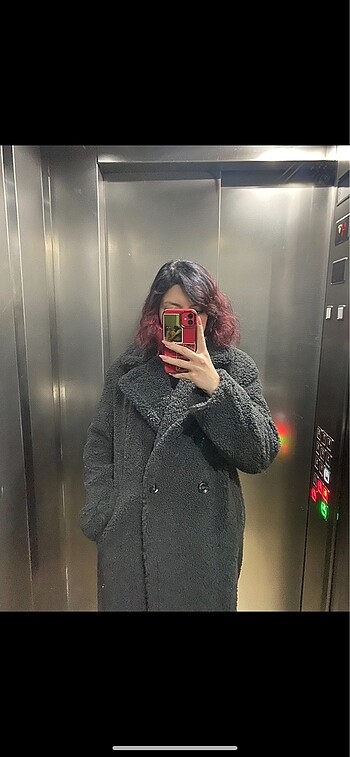 Bershka Peluş Mont