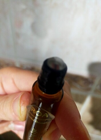 YAŞLANMA KARŞITI GÖZ ÇEVRESİ SERUMU  - Görsel 3