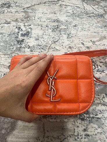 Yves Saint Laurent Çanta