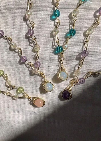 Accessorize doğaltaş kolyeler 