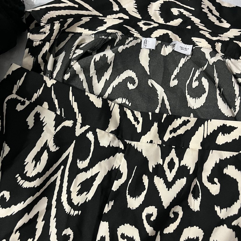 Kadın Siyah Yılan Desenli Zincir Detaylı Takım - Görsel 4