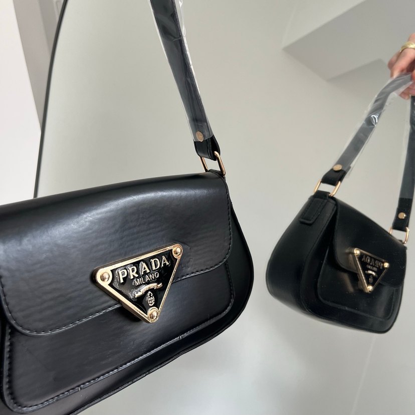 Siyah Deri Baskılı Kemerli Kadın Çanta - Görsel 4