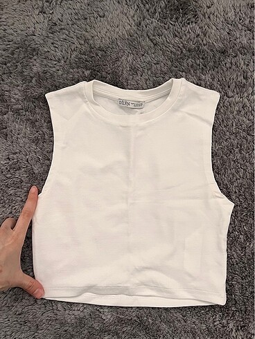 Dilvin dilvin crop