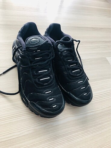 37,5 Beden Orijinal Nike Air Max Plus (GS) spor ayakkabı