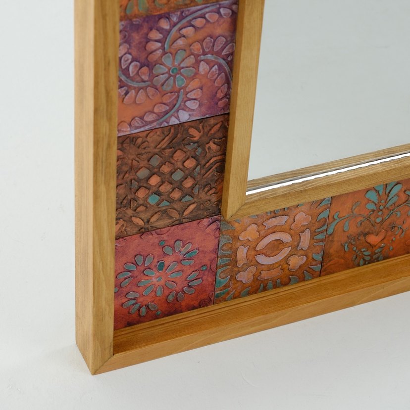 Renkli Desenli Çerçeveli Ayna - Görsel 3