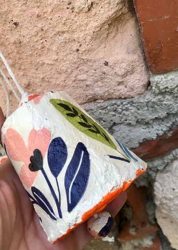 Renkli Çiçek Desenli Çan dekor - Görsel 5