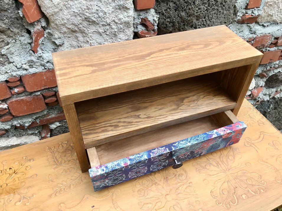 Ahşap duvar rafı - Görsel 3