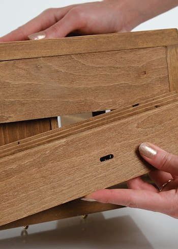 Üç bölmeli Ahşap duvar Dolabı - Görsel 7