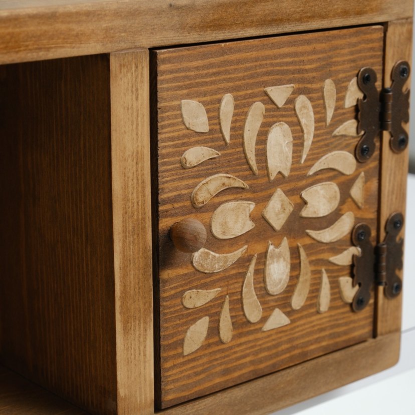 Üç bölmeli Ahşap duvar Dolabı - Görsel 3