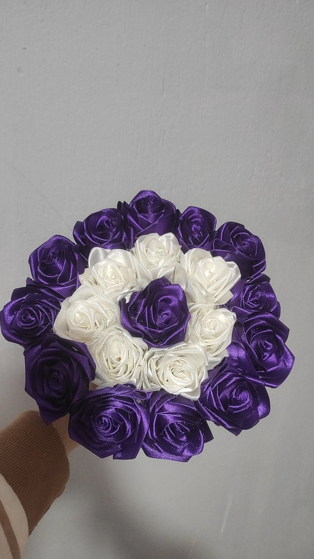 İki renk solmayan gül buketi - Görsel 2