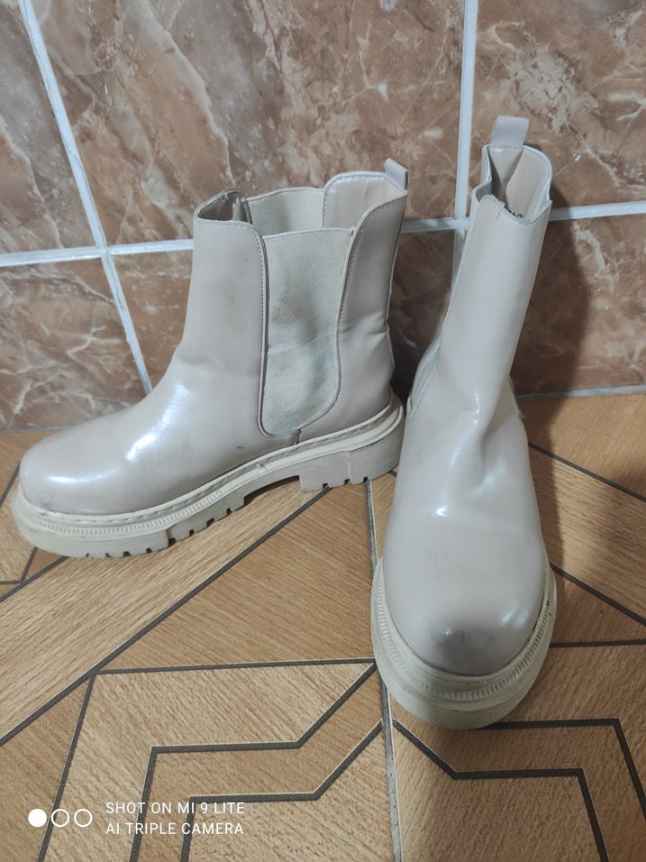 Beyaz Platform Topuklu Kadın Bot - Görsel 3