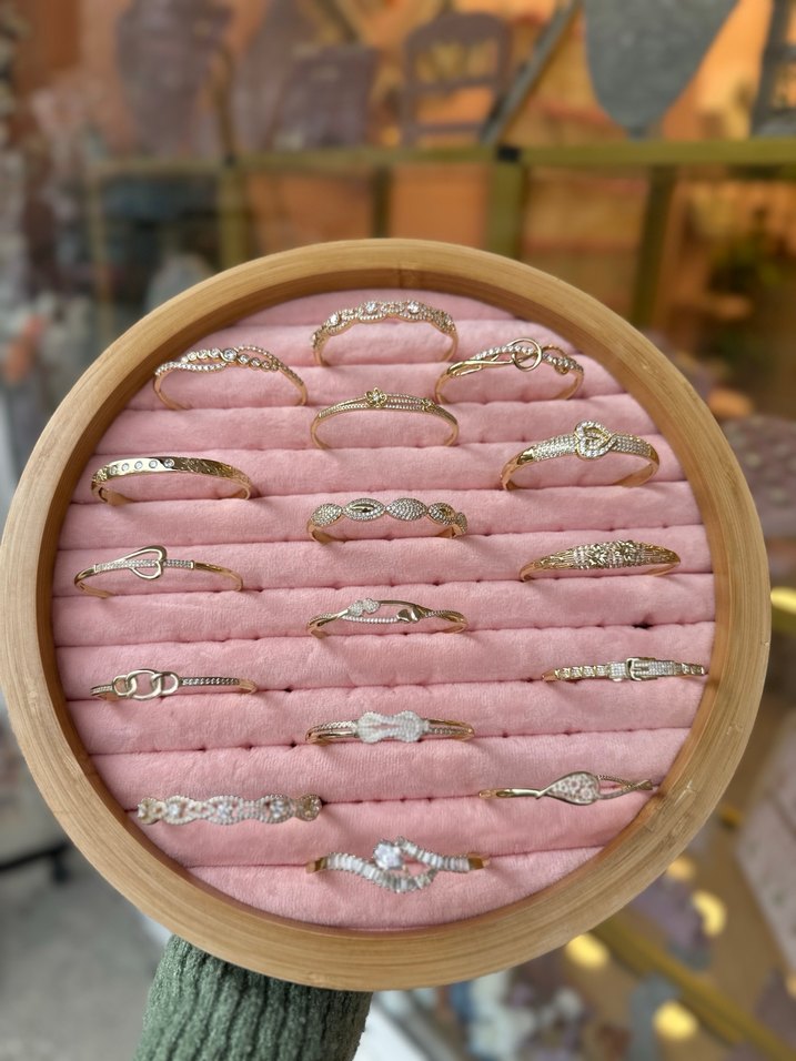 Altın Renkli Bohem Nakışlı Bilezik - Görsel 2