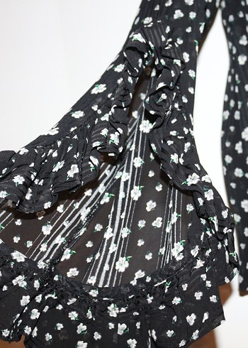 Çiçek Desenli Transparan Siyah Bluz - Görsel 2