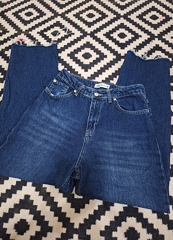 38 Beden mavi Renk Zara jean