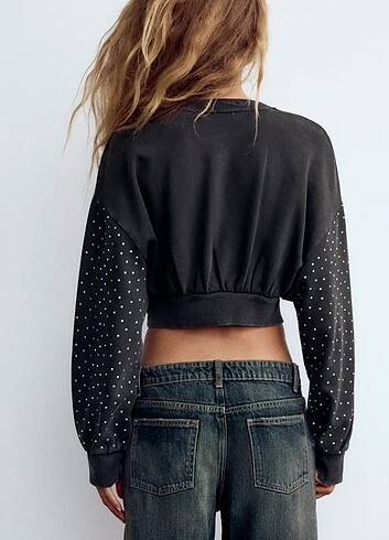 s Beden Taşlı Soluk Efektli Crop Sweatshirt