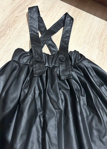 Siyah Deri Volanlı Kız Eteği - Görsel 2