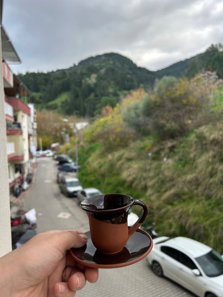 Kahverengi Seramik Fincan ve Tabak - Görsel 5