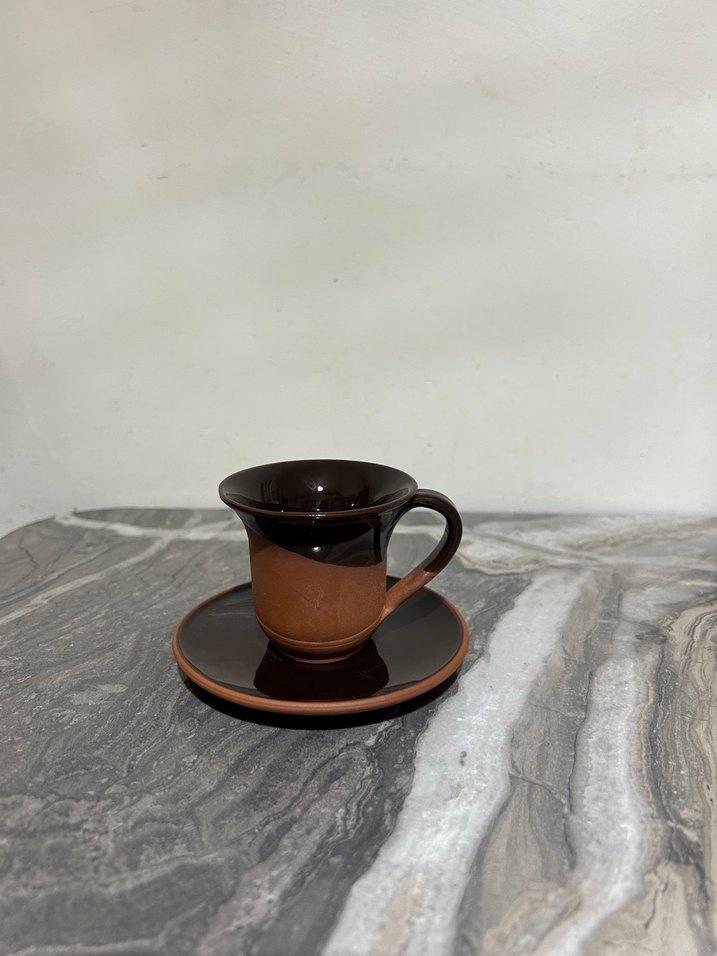 Kahverengi Seramik Fincan ve Tabak - Görsel 3