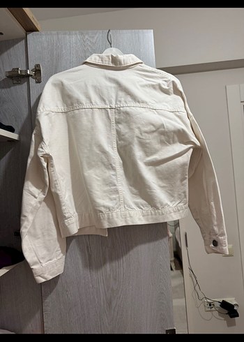 Beyaz Mini Düğmeli Kadın Kot Ceket - Görsel 2