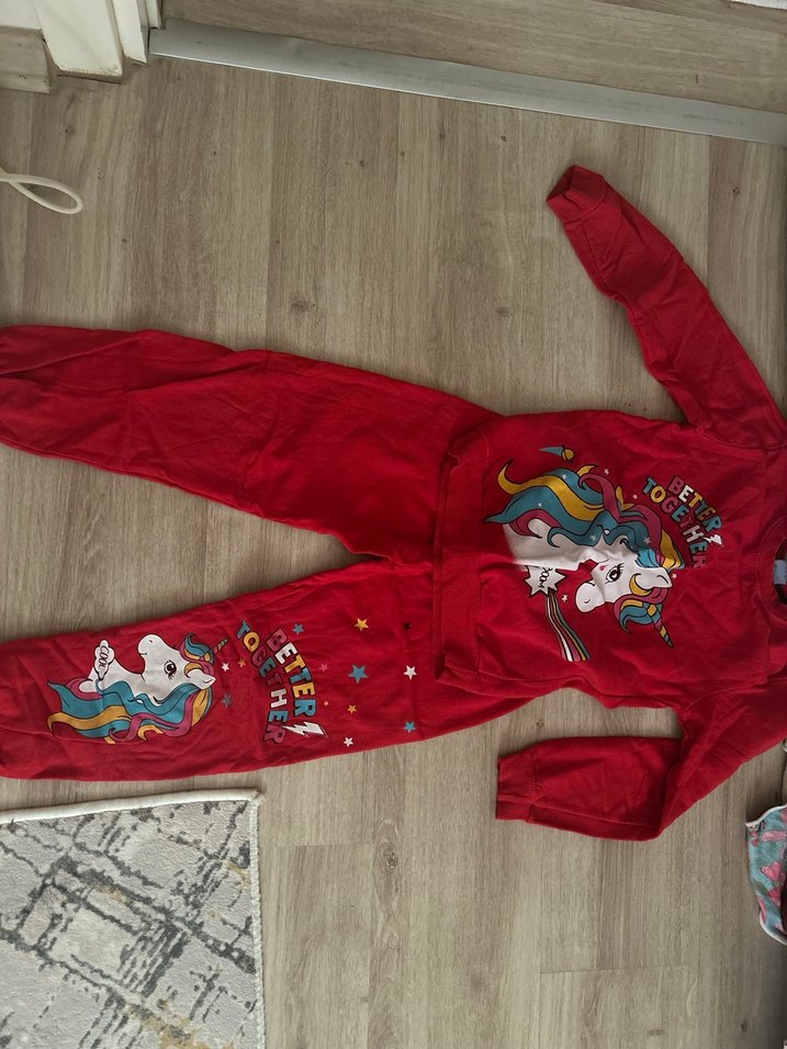 Kız Çocuk Kırmızı Unicorn Baskılı Eşofman Takımı - Görsel 2
