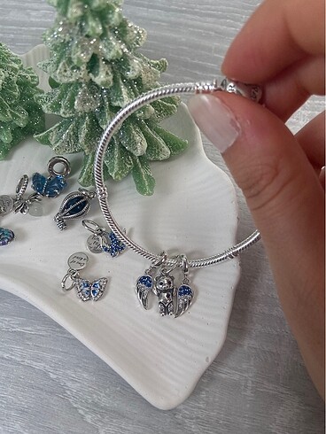 PANDORA KANAT CHARM