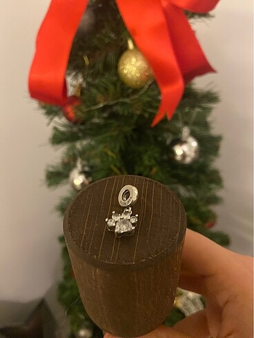 Beden PANDORA GÜMÜŞ PATİ CHARM