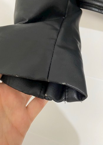 l Beden siyah Renk Zara Kadın Siyah Biker Deri Ceket
