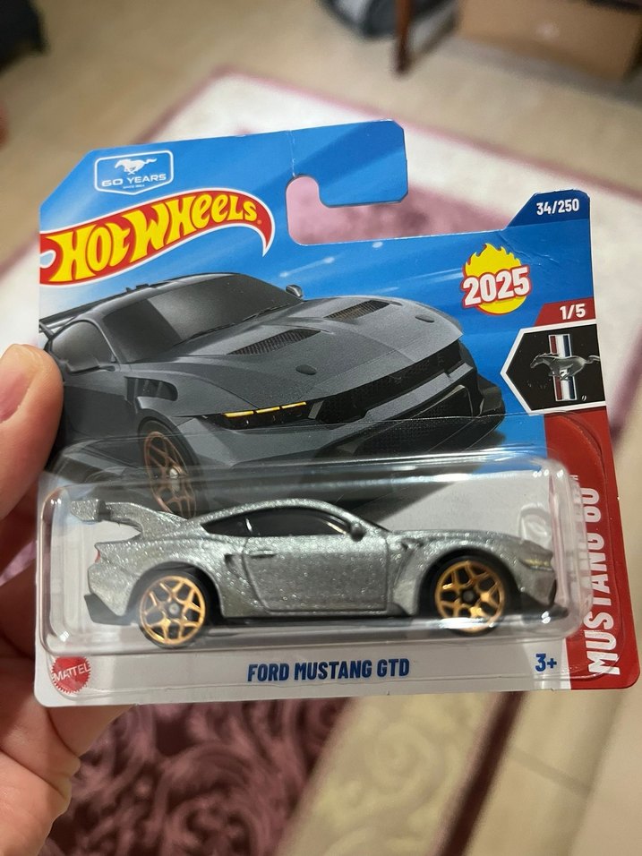 Gri Ford Mustang GTD Hot Wheels - Görsel 2