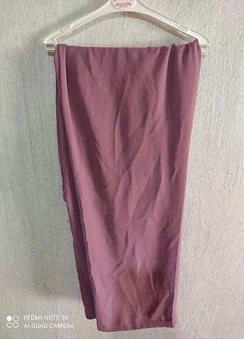 Zara Lila takım