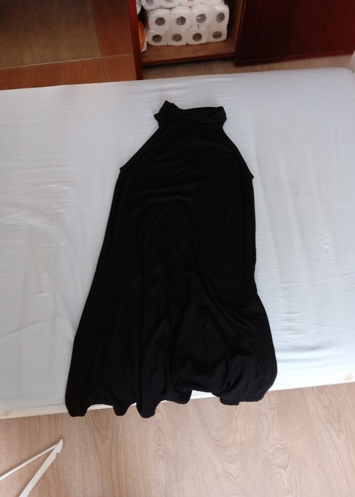 Siyah Elbise - Görsel 2