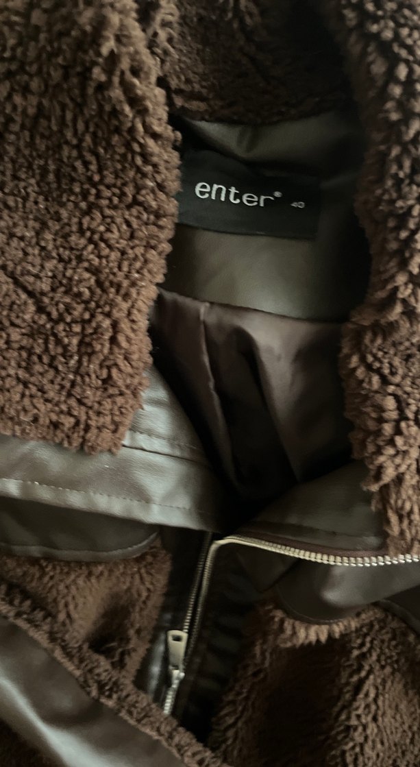 Kahverengi Kürklü Kadın Ceket - Görsel 2