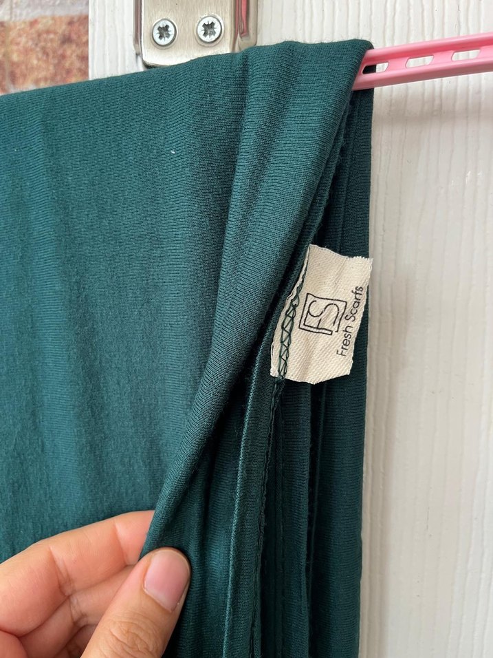 Freshscarfs yeşil penye şal - Görsel 2