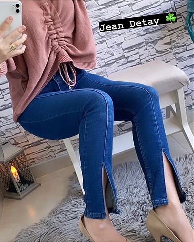 Yırtmaçlı jean