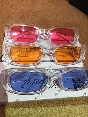 Ray Ban Şeffaf çerçeveli güneş gözlüğü