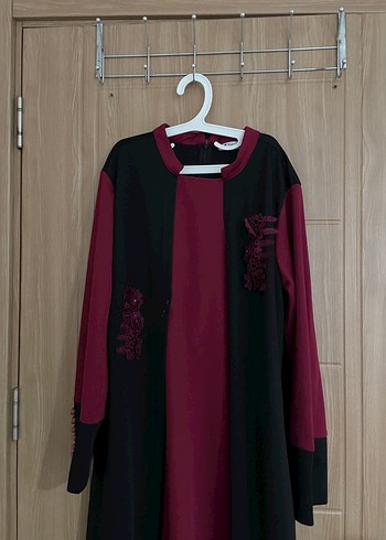 Bordo Siyah Nakışlı Uzun Kollu Gotik Elbise - Görsel 2