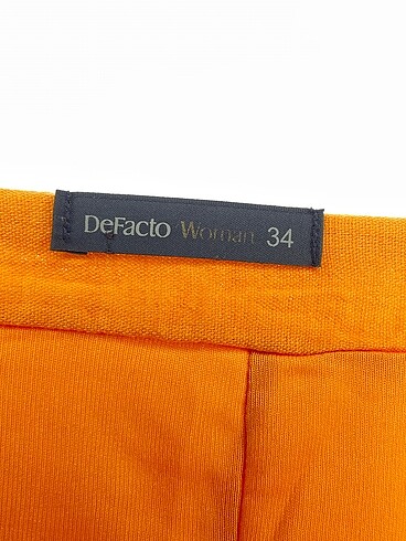 34 Beden turuncu Renk Defacto Kısa Elbise %70 İndirimli.