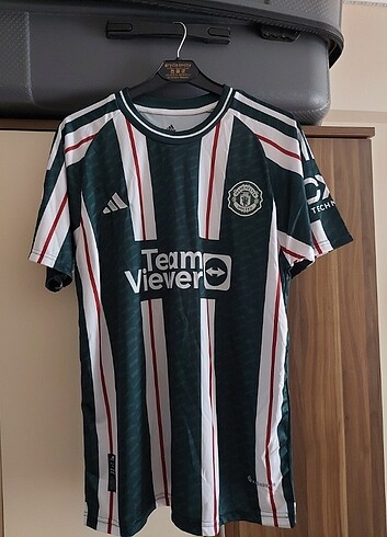 Manchester United Forması