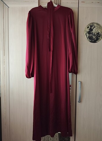 40 Beden bordo Renk Saten Standart Beden Elbise