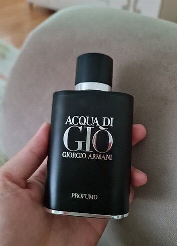 GIORGIO ARMANI erkek 75ml BOS PARFUM ŞİŞESİ ve VİCTORIA'S SECRET