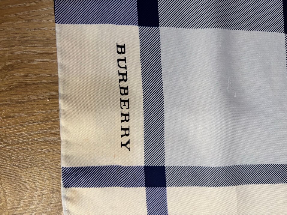 Mor ve Gri Şal, Dökümlü Kadın Fuları - Görsel 3