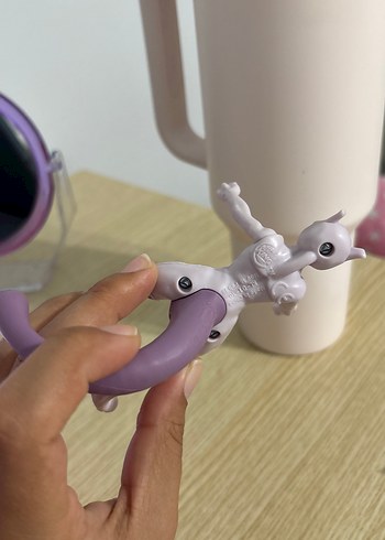 Mor Pastel Aksiyon Figürü - Görsel 6