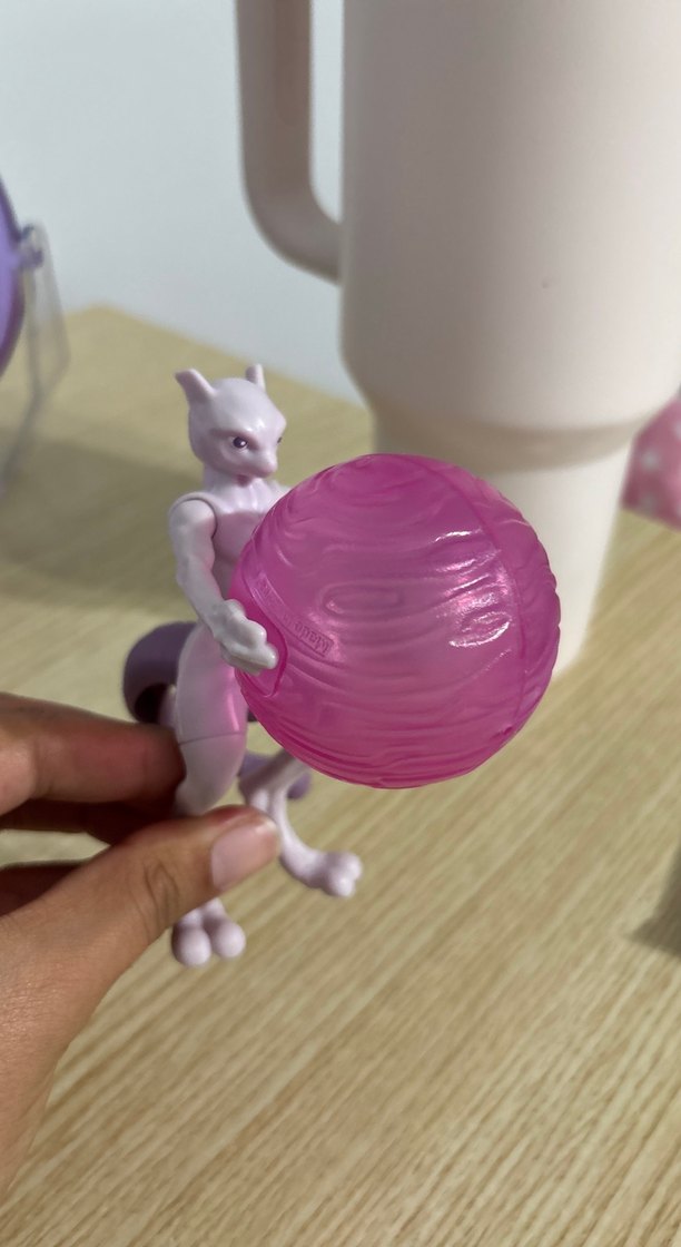 Mor Pastel Aksiyon Figürü - Görsel 3