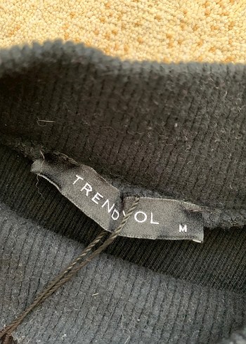 Trendyol & Milla Siyah Yüksek Yakalı Uzun Kollu Triko Elbise