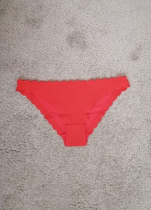 h&m kırmızı bikini altı