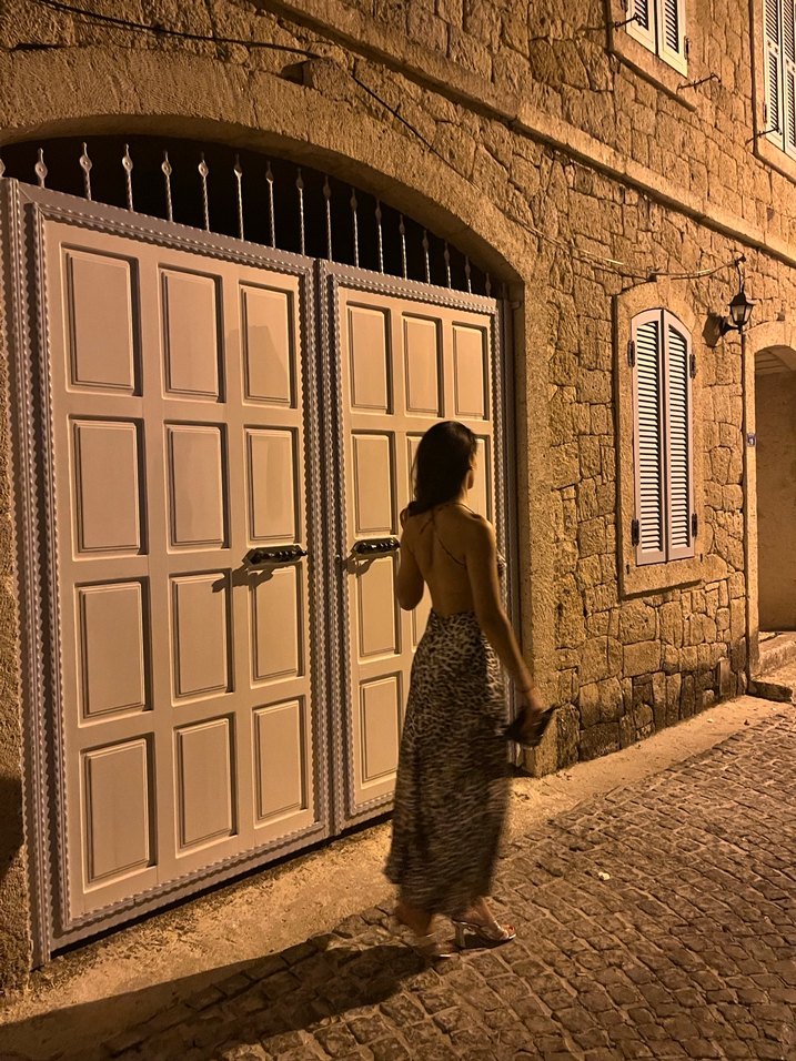 leopar desenli sırt dekolteli elbise - Görsel 3