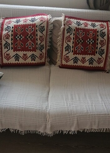  Oto kilim