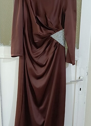Tesettür saten abiye